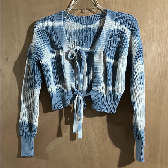 Aeropostale Blue and White Ribbed Knit Cropped Cardigan with Tie Detail - Picture 1 of 4